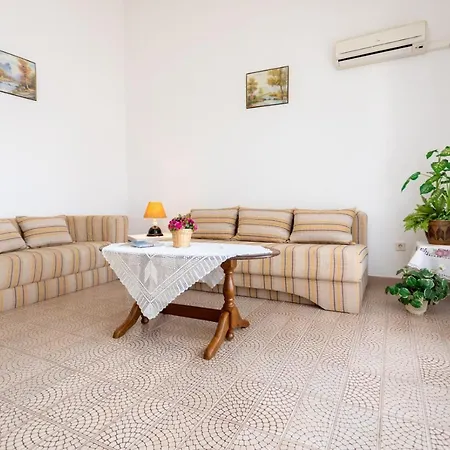Marica Apartmán Malinska