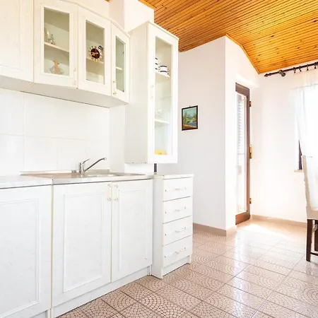 Marica Apartment *